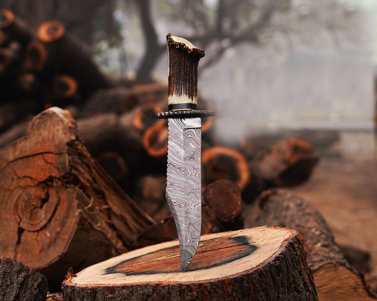Hand Forged Damascus Steel hunting Knife , Custom Handmade Damascus Steel Hunting Knife With Stag Horn Handle.