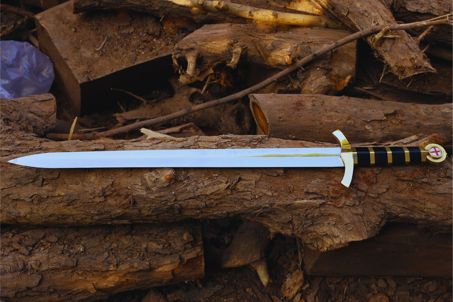 La mejor espada de caballero medieval a la venta: ¡auténtica réplica templaria por debajo del (precio)!