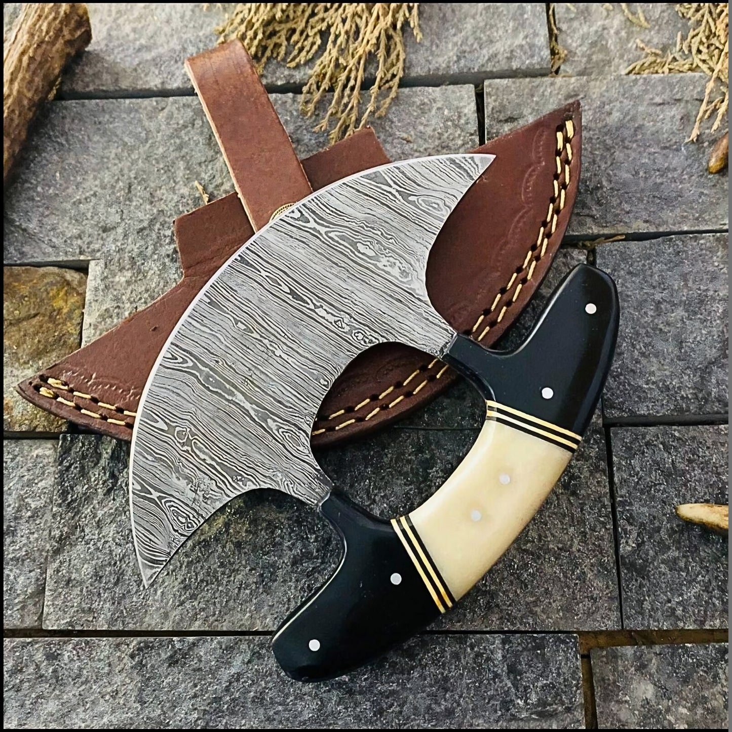 Handmade Damascus Steel Ulu Knife with Bone &amp; Horn Handle – 6 Inch Curved Blade – Leather Sheath Included – Traditional Alaskan Chopper
