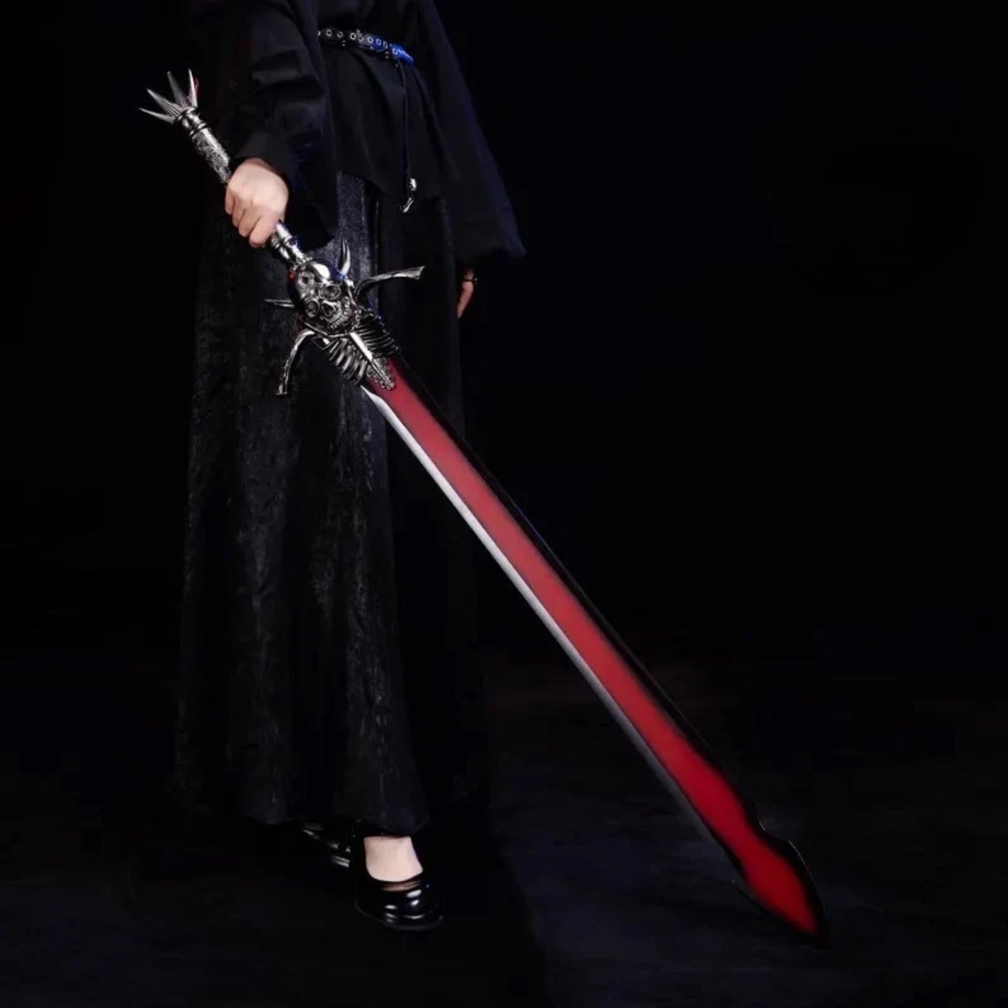 Dante’s Rebellion Greatsword – Life-Size Replica