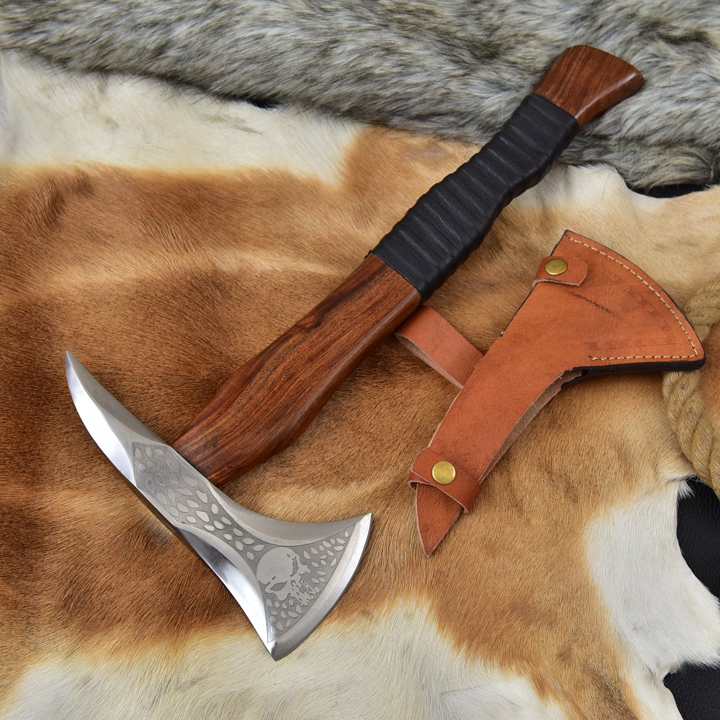 Handcrafted 20" Spike Back Skull Etched Viking Style Axe Pickhead Tomahawk Rosewood | Leather Sheath