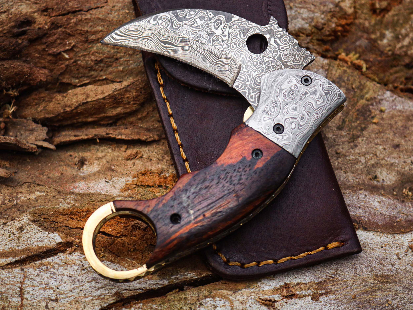Best Handcrafted Damascus Steel Folding Knife – Only Just $113 | Best Pocket Knife for Collectors