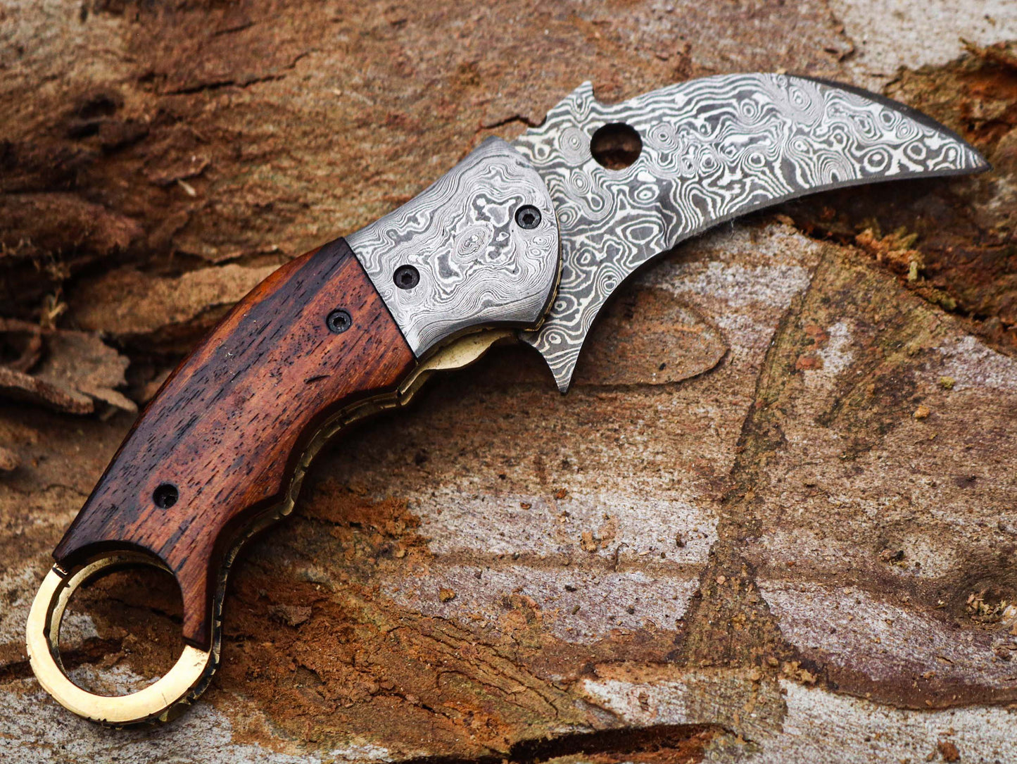 Best Handcrafted Damascus Steel Folding Knife – Only Just $113 | Best Pocket Knife for Collectors