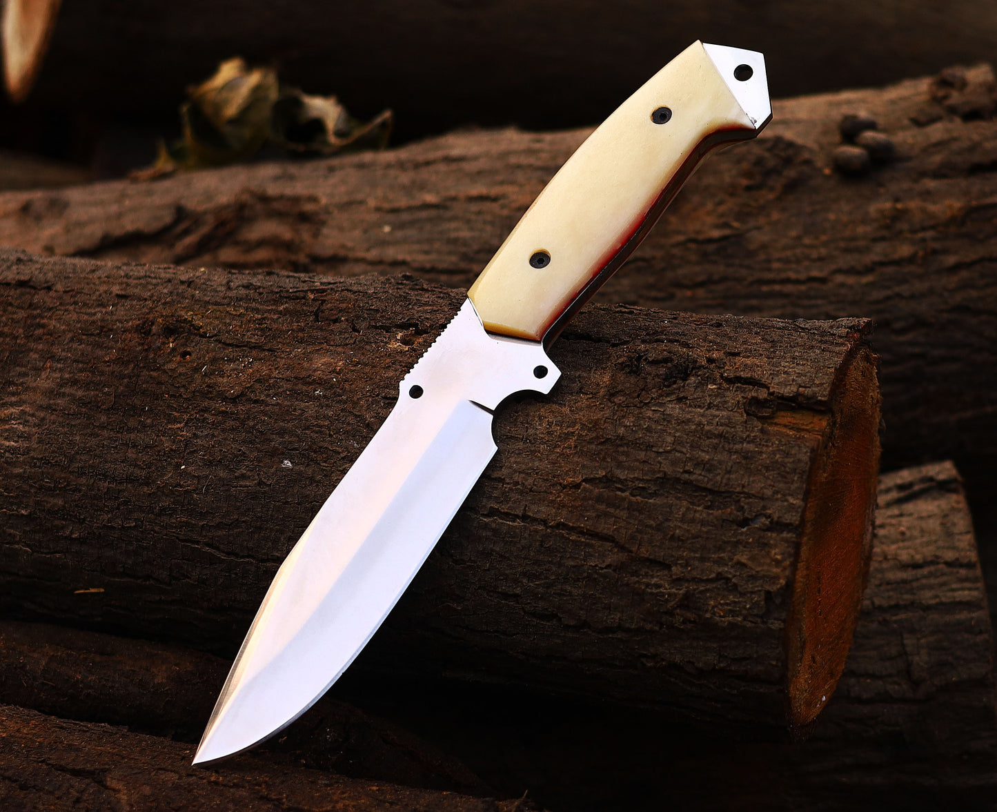 High Carbon Stainless Steel Hunting Knife – Premium Craftsmanship for Outdoor | $61.00 (Was $100.00)