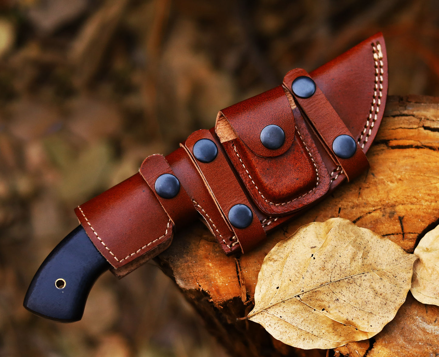 Best Handmade Damascus Steel Hunting Knife Replica – Professional Craftsmanship for Precision and Elegance | $59.12 (Was $89.00)