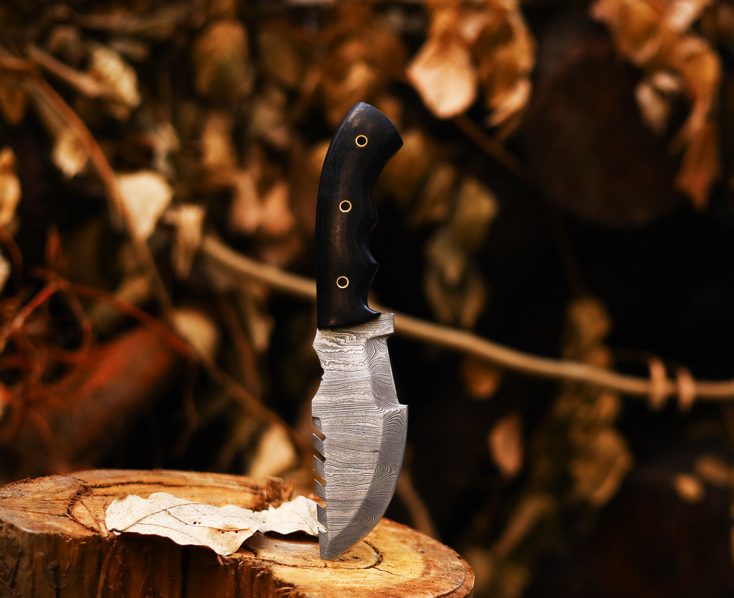 Best Handmade Damascus Steel Hunting Knife Replica – Professional Craftsmanship for Precision and Elegance | $59.12 (Was $89.00)