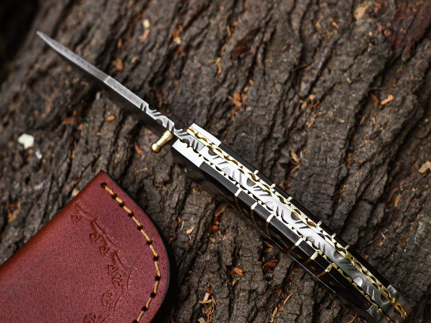 Handcrafted Damascus Steel Folding Knife – Only Just $84 | Best Collectible Pocket Knife