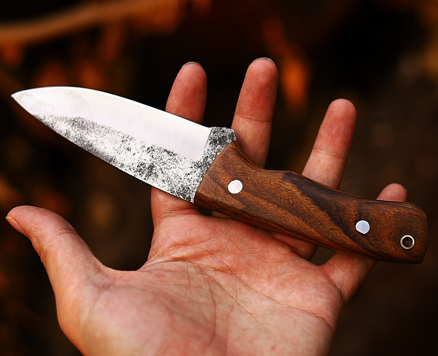 Handmade High Carbon Stainless Steel Hunting Skinner Knife Replica – Unmatched Craftsmanship for Outdoor Excellence | $42.56 (Was $70.00)