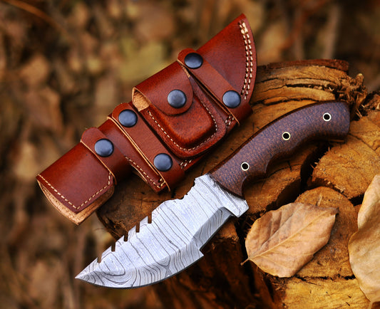 Handmade Damascus Steel Hunting Knife - Precision Craftsmanship for Exquisite Outdoor Performance