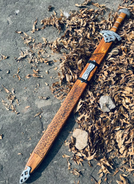 Handmade VIKING Sword ,  Real Damascus Steel Sword ,  Northman Sword
